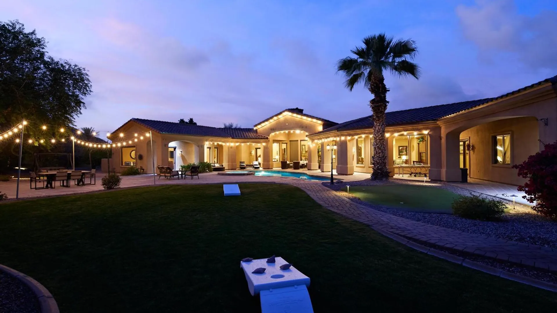 Luxe-Mountain Estate-Heated Pool-Paradise Valley Scottsdale USA