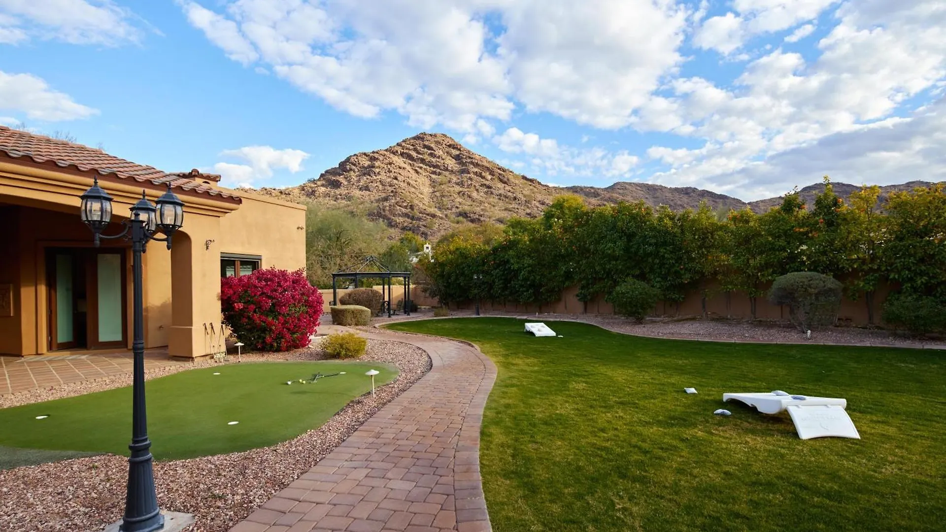 Luxe-Mountain Estate-Heated Pool-Paradise Valley Scottsdale 0*,  USA