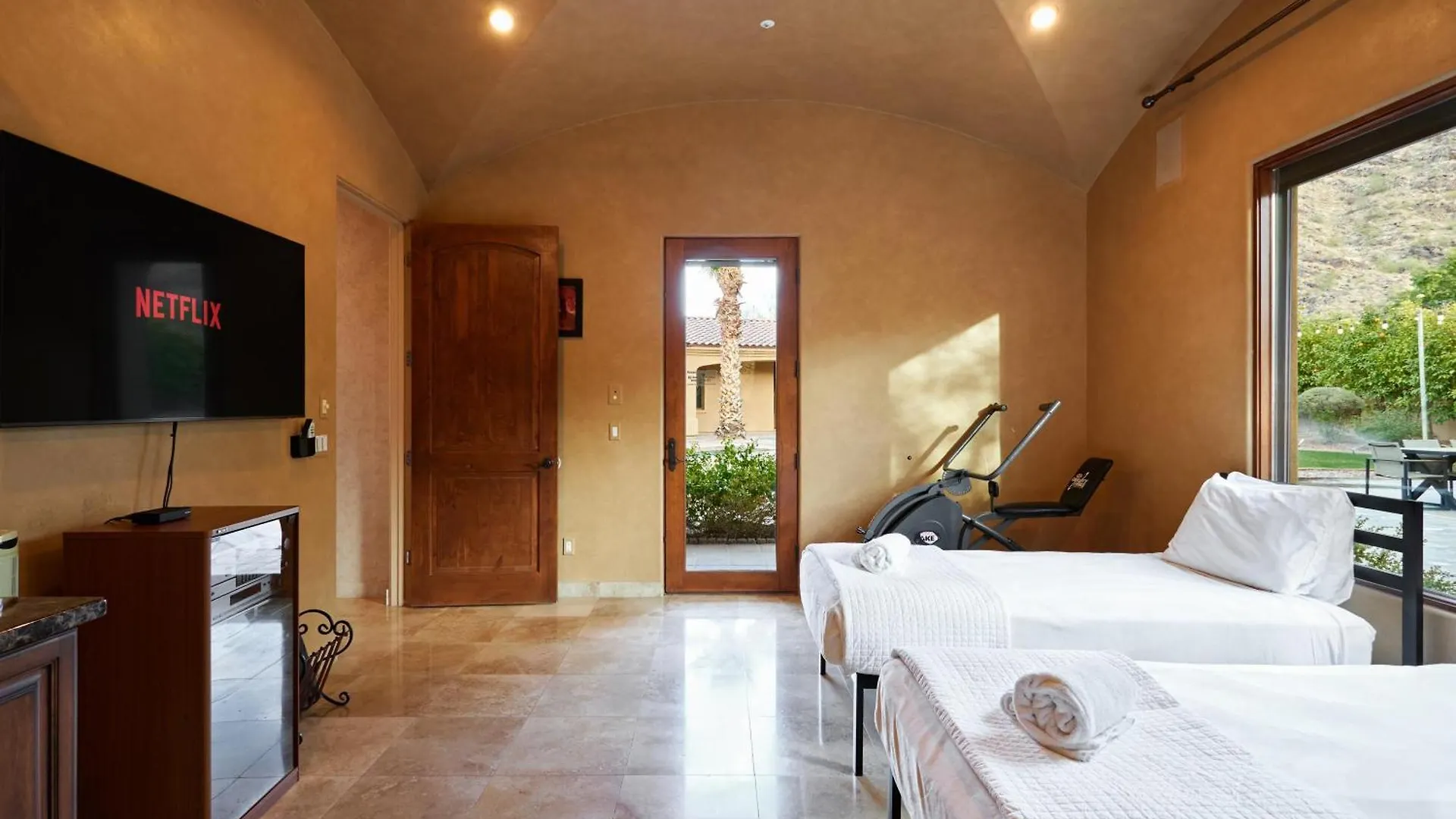 Prázdninový dům Luxe-Mountain Estate-Heated Pool-Paradise Valley Scottsdale USA