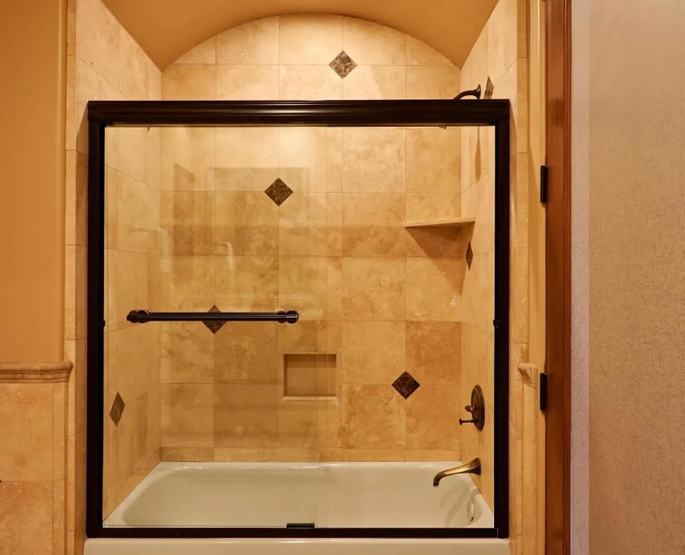 Luxe-Mountain Estate-Heated Pool-Paradise Valley Scottsdale USA