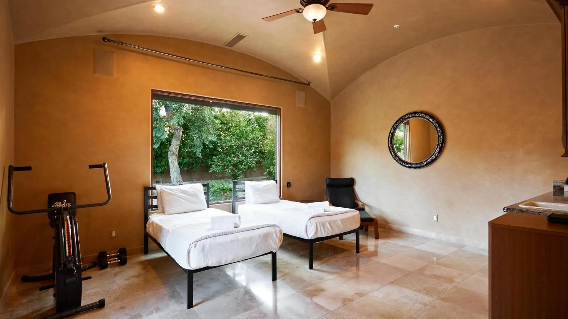 Luxe-Mountain Estate-Heated Pool-Paradise Valley Scottsdale 0*,  USA