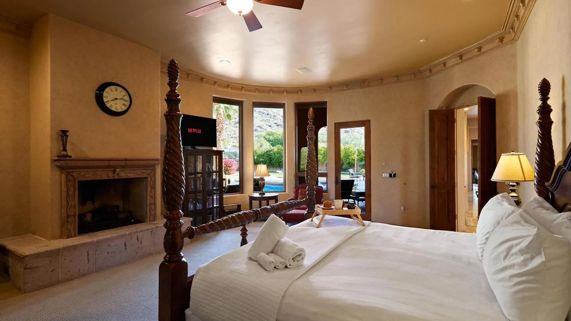 Luxe-Mountain Estate-Heated Pool-Paradise Valley Scottsdale